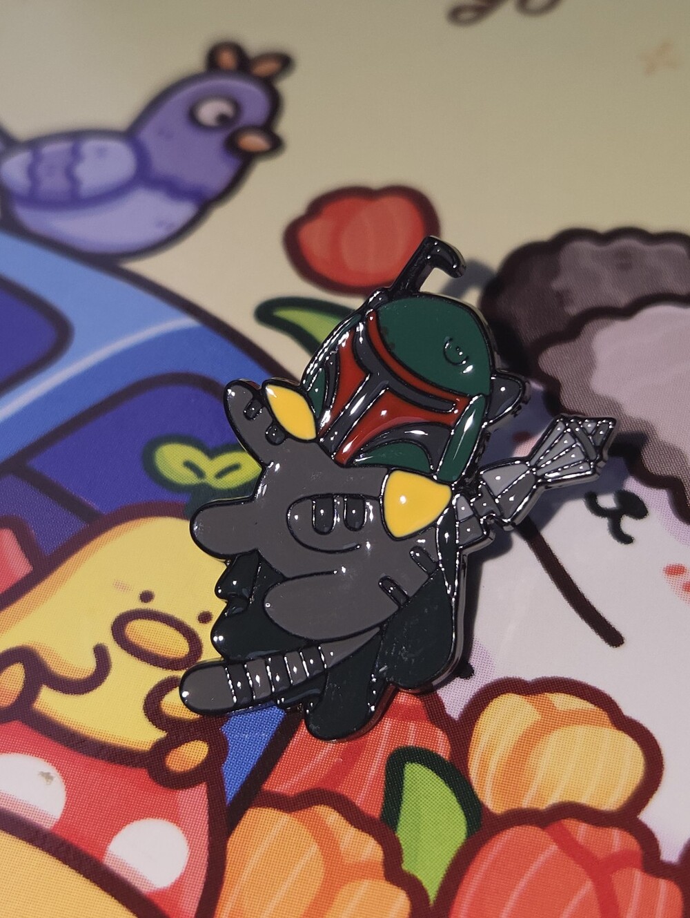 Star Wars Grey Cat Enamel Pin with Green and Red Helmet